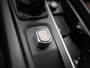 Volvo XC60 2.0 T5 Momentum | Automaat | Apple Carplay / Android Auto | Lederen Bekleding | Parkeersensoren |