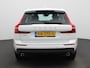 Volvo XC60 2.0 T5 Momentum | Automaat | Apple Carplay / Android Auto | Lederen Bekleding | Parkeersensoren |