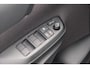 Toyota Yaris Cross 1.5 Hybrid 115pk CVT Dynamic - Achteruitrijcamera - Apple CarPlay - Climate control - Keyless - LED-koplampen - Parkeersensoren - Stoelverwarming - Dodehoekdetectie