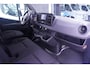 Mercedes-Benz Sprinter 317 CDI 170 pk L2H2 Camera, Apple Carplay Cruise Control, Airco, Opstap achter, 3-Zits