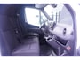 Mercedes-Benz Sprinter 317 CDI 170 pk L2H2 Camera, Apple Carplay Cruise Control, Airco, Opstap achter, 3-Zits