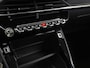 Peugeot 208 1.2 PureTech Sport Automaat (APPLE CARPLAY, KEYLESS, PARKEERSENSOREN, SPORTSTOELEN, CRUISE, LANE ASSIST, NIEUWE APK, NIEUWSTAAT)