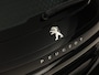 Peugeot 208 1.2 PureTech Sport Automaat (APPLE CARPLAY, KEYLESS, PARKEERSENSOREN, SPORTSTOELEN, CRUISE, LANE ASSIST, NIEUWE APK, NIEUWSTAAT)