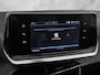 Peugeot 208 1.2 PureTech Sport Automaat (APPLE CARPLAY, KEYLESS, PARKEERSENSOREN, SPORTSTOELEN, CRUISE, LANE ASSIST, NIEUWE APK, NIEUWSTAAT)