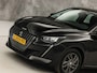 Peugeot 208 1.2 PureTech Sport Automaat (APPLE CARPLAY, KEYLESS, PARKEERSENSOREN, SPORTSTOELEN, CRUISE, LANE ASSIST, NIEUWE APK, NIEUWSTAAT)