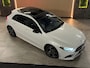 Mercedes-Benz A-klasse 180 Business Solution AMG |PANO|MEMORY|KEYLESS|LANE ASSIST|SFEERVERLICHTING|NAP|NL AUTO|DEALER ONDERHOUDEN|