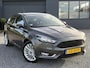 Ford Focus 1.5 Titanium Edition ✓150pk✓Navi✓Clima✓Cruise✓6 Bak✓Pdc V+A✓17'' Lm velgen✓N.A.P✓Apk tot 11-2027