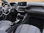 Peugeot 2008 1.2 Hybrid 145 Allure | Navi / Camera / Climate