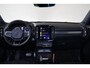 Volvo XC40 2.0 T4 R-Design - Panorama/schuifdak - IntelliSafe Surround - 360º Camera - Parkeersensoren voor & achter - Elektr. bedienb. voorstoelen met geheugen links - Cruise control - Inklapbare trekhaak - 19' LMV