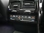 Volkswagen Touareg 3.0 TSi eHybrid 4MOTION PHEV 381pk Dealer O.H | Luchtvering | Trekhaak Af Fabriek | Panodak | Adaptive Cruise | Matrix LED | Lederen Sportstoelen Memory & Verwarmd | Keyless | Apple Carplay | Virtual | Navigatie | DAB | 21"L.M | Plug In Hybrid |