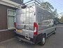 Peugeot Boxer 335 2.2 BlueHDi 140 L2H2 Asphalt