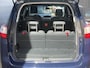 Ford Grand C-Max 1.6 Trend 105pk | 7-persoons | Airco | Bluetooth | Cruise control | Isofix bevestiging voor kinderzitjes | Navigatiesysteem | Parkeersensor achter | Trekhaak | Zeer nette auto!