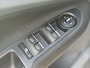 Ford Grand C-Max 1.6 Trend 105pk | 7-persoons | Airco | Bluetooth | Cruise control | Isofix bevestiging voor kinderzitjes | Navigatiesysteem | Parkeersensor achter | Trekhaak | Zeer nette auto!