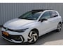 Volkswagen Golf 1.5 eHybrid GTE | Incl. 12 maanden garantie | Schuif/kantel dak | Stoel/Stuur verwarming | Stoel ventilatie | Trekhaak | Apple CarPlay/Android Auto | Head-Up Display | Adaptieve cruise control | Achterruitrijcamera | Keyless Entry/Start | Climate Controle | Parkeersensoren | Parkeer Assistentie | IQ.Lights | Navigatie |