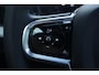 Volvo XC90 2.0 T8 Plug-in hybrid AWD Ultra Black Ed. Exec. | Gelaagde Ruiten Rondom | Panoramisch Schuif-/Kanteldak | Luchtvering | Verwarmbare voorstoelen met massagefunctie en ventilatie | Bowers & Wilkins High End Audio | Head-up display | 360 Camera |