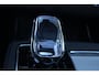 Volvo XC90 2.0 T8 Plug-in hybrid AWD Ultra Black Ed. Exec. | Gelaagde Ruiten Rondom | Panoramisch Schuif-/Kanteldak | Luchtvering | Verwarmbare voorstoelen met massagefunctie en ventilatie | Bowers & Wilkins High End Audio | Head-up display | 360 Camera |