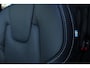 Volvo XC90 2.0 T8 Plug-in hybrid AWD Ultra Black Ed. Exec. | Gelaagde Ruiten Rondom | Panoramisch Schuif-/Kanteldak | Luchtvering | Verwarmbare voorstoelen met massagefunctie en ventilatie | Bowers & Wilkins High End Audio | Head-up display | 360 Camera |