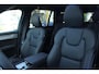 Volvo XC90 2.0 T8 Plug-in hybrid AWD Ultra Black Ed. Exec. | Gelaagde Ruiten Rondom | Panoramisch Schuif-/Kanteldak | Luchtvering | Verwarmbare voorstoelen met massagefunctie en ventilatie | Bowers & Wilkins High End Audio | Head-up display | 360 Camera |