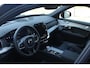 Volvo XC90 2.0 T8 Plug-in hybrid AWD Ultra Black Ed. Exec. | Gelaagde Ruiten Rondom | Panoramisch Schuif-/Kanteldak | Luchtvering | Verwarmbare voorstoelen met massagefunctie en ventilatie | Bowers & Wilkins High End Audio | Head-up display | 360 Camera |