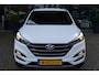 Hyundai Tucson 1.6 GDi Comfort | Trekhaak | Stoel + Stuurverw | Camera | Navi | Cr Control | PDC | Climate Control | Blind Spot | Bluetooth |