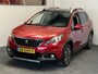 Peugeot 2008 1.2 PureTech GT-line PANORAMADAK NAVIGATIE CRUISE CONTROL CLIMATE CONTROL APPLE CARPLAY/ANDROID BLUETOOTH ACHTERUITRIJCAMERA TREKHAAK ZEER MOOI !!