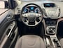 Ford Kuga 1.5 TREND 150 PK CRUISE CONTROL AIRCO BLUETOOTH TELEFOON MEDIA VOORBEREIDING 17" LICHTMETALEN VELGEN PDC TREKHAAK ZEER MOOI !!