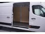 Renault Master 2.3 dCi 135 pk L3H2 Comfort Airco, Dodehoek Assist Cruise Control, Laadruimte Pakket, PDC V+A, 3-Zits