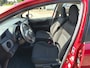 Toyota Yaris 1.0 VVT-i Now nette maar ook zuinige yaris op all seasons banden met trekhaak!