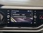 Volkswagen Polo 1.0 TSI HIGHLINE NAVIGATIE CRUISE CONTROL CLIMATE CONTROL STOELVERWARMING BLUETOOTH TELEFOON VERMOEIDHEID HERKENNING 17" LICHTMETALEN VELGEN ZEER MOOI !!