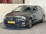 Volkswagen Polo 1.0 TSI HIGHLINE NAVIGATIE CRUISE CONTROL CLIMATE CONTROL STOELVERWARMING BLUETOOTH TELEFOON VERMOEIDHEID HERKENNING 17" LICHTMETALEN VELGEN ZEER MOOI !!