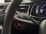 Volkswagen Polo 1.0 TSI HIGHLINE NAVIGATIE CRUISE CONTROL CLIMATE CONTROL STOELVERWARMING BLUETOOTH TELEFOON VERMOEIDHEID HERKENNING 17" LICHTMETALEN VELGEN ZEER MOOI !!