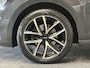 Volkswagen Polo 1.0 TSI HIGHLINE NAVIGATIE CRUISE CONTROL CLIMATE CONTROL STOELVERWARMING BLUETOOTH TELEFOON VERMOEIDHEID HERKENNING 17" LICHTMETALEN VELGEN ZEER MOOI !!
