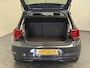 Volkswagen Polo 1.0 TSI HIGHLINE NAVIGATIE CRUISE CONTROL CLIMATE CONTROL STOELVERWARMING BLUETOOTH TELEFOON VERMOEIDHEID HERKENNING 17" LICHTMETALEN VELGEN ZEER MOOI !!