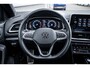 Volkswagen T-Roc 1.5 TSI R-Line | Achteruitrijcamera | R-Line exterieur | Trekhaak met afneembare kogel