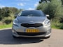 Kia Carens 1.6 GDi Business Pack / 7 Persoons / Perfect onderhouden / Camera / Navi. / LM Velgen / NAP
