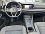 Volkswagen Golf 1.4 eHybrid Style / AUTOMAAT/ PANO/ PARK. SENSOREN/ MEMORY SEATS/ STOEL-STUURVERWARM./ ERGO ACTIVE/ ADAPT. CRUISE/ TRAVEL ASISST/ MASSAGE FUNCTIE/ APP CONNECT/ NAVI/ CLIMA/ DAB