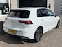 Volkswagen Golf 1.4 eHybrid Style / AUTOMAAT/ PANO/ PARK. SENSOREN/ MEMORY SEATS/ STOEL-STUURVERWARM./ ERGO ACTIVE/ ADAPT. CRUISE/ TRAVEL ASISST/ MASSAGE FUNCTIE/ APP CONNECT/ NAVI/ CLIMA/ DAB