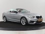 BMW 2-Serie Cabrio 220i | M-sport | Leder | Stoelverwarming | Cruise control | Camera | Park assist | Navigatie | Bluetooth | Climate control