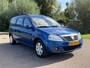 Dacia Logan MCV 1.6-16V Lauréate / Airco / Radio-CD Speler / Trekhaak / NAP /