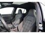 Volkswagen Golf 1.4 eHybrid GTE 245PK SOH 96% Panoramadak IQ Light 19 inch OZ Racing Vredestein All-season Head Up Display Stuur & Stoelverwarming Sfeerverlichting