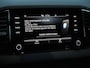 Skoda Karoq 1.5 TSI 150pk Automaat Ambition Navigatie Apple Carpla/Android Auto Camera Climate Control Adaptieve Cruise control Lichtmetalen Velgen
