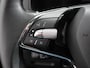 Skoda Karoq 1.5 TSI 150pk Automaat Ambition Navigatie Apple Carpla/Android Auto Camera Climate Control Adaptieve Cruise control Lichtmetalen Velgen
