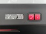 Mercedes-Benz CLA Shooting Brake 200 Business Solution AMG | Premium Plus pakket | Nightpakket | Trekhaak | Vast panoramadak | Sportstoelen | URBAN GUARD | Massage functie | 18" vijfspaaks lichtmetalen AMG-velgen |