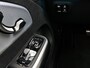 Mercedes-Benz CLA Shooting Brake 200 Business Solution AMG | Premium Plus pakket | Nightpakket | Trekhaak | Vast panoramadak | Sportstoelen | URBAN GUARD | Massage functie | 18" vijfspaaks lichtmetalen AMG-velgen |