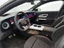 Mercedes-Benz CLA Shooting Brake 200 Business Solution AMG | Premium Plus pakket | Nightpakket | Trekhaak | Vast panoramadak | Sportstoelen | URBAN GUARD | Massage functie | 18" vijfspaaks lichtmetalen AMG-velgen |