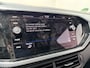 Volkswagen T-Cross 1.0 TSI R-Line / AUTOMAAT/ 2X R-LINE/ PARK.SENSOR.V+A/ CAMERA/ ACC/ APP-CONNECT/ STOELVERWARM./ DIGITAL DASH/ NAVI/ DAB/ CLIMA/ LED/ 17'' LMV