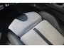 Peugeot 3008 1.6 HYbrid 225 GT | Elektrisch verstelbare stoel | Focal | Navigatie | Camera voor + achter | Alcantara |