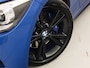 BMW 1-Serie M135 M135i xDrive High Executive Automaat 320Pk (GROOT NAVI, SCHUIFDAK, ALCANTARA STUUR, AKRAPOVIC UITLAATSYSTEEM, LEDER, NIEUWE APK)