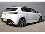 Peugeot 308 1.2 PureTech 130pk EAT8 GT | Automaat | Panorama/schuifdak | Focal | Navigatie | Camera voor + achter | NL auto |