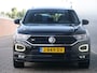 Volkswagen T-Roc 1.5 TSI Sport Business R 150 Pk Automaat Navi / Apple Carplay / Pano-dak / 19 inch / Camera